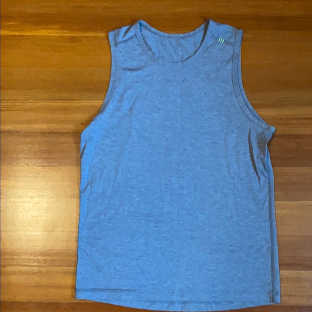 Lululemon sleeveless shirt